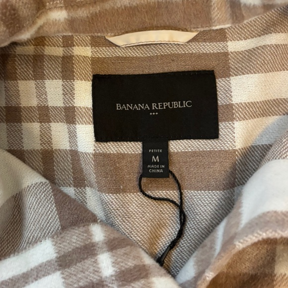 Banana Republic Plaid Shirt Coat Style Steel Neutral Plaid - Medium Petite, EUC - Picture 5 of 11